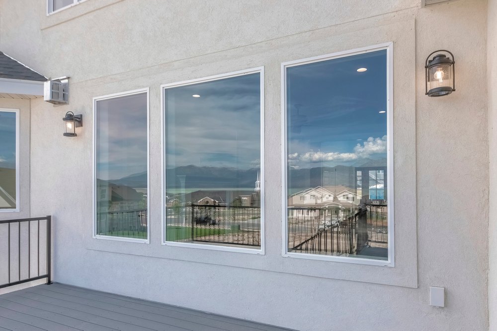 Cómo las Ventanas de Doble Cristal Ayudan a Minimizar el Ruido Exterior