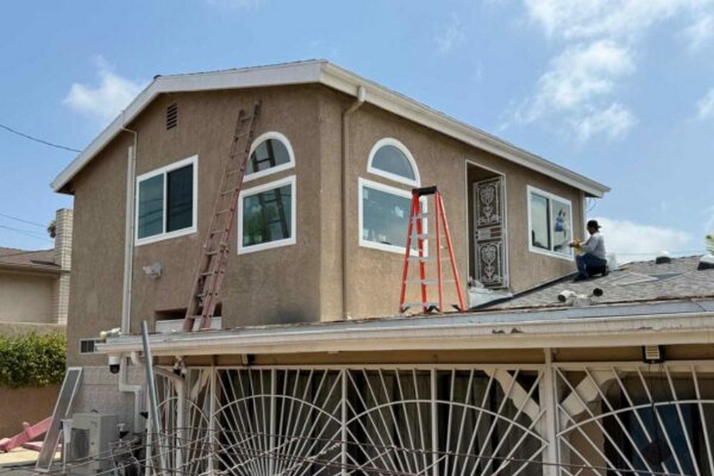 Vinyl vs. Aluminum Windows: Why Vinyl Wins in Modern Construction1